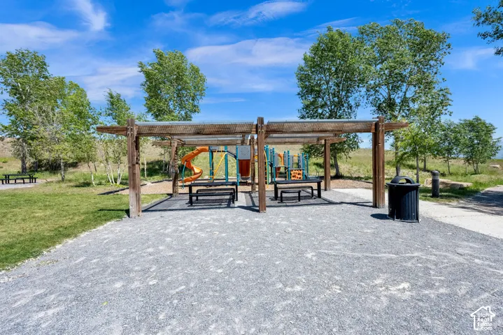 Daybreak community park