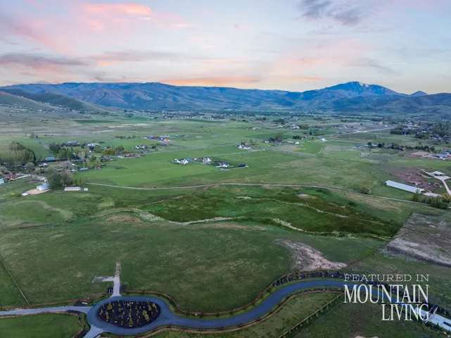 7461 E Sky Ranch Rd, Huntsville, Utah 84317