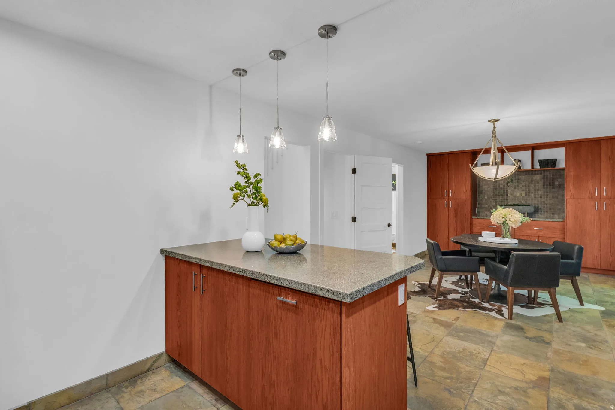 Kitchen/dining area