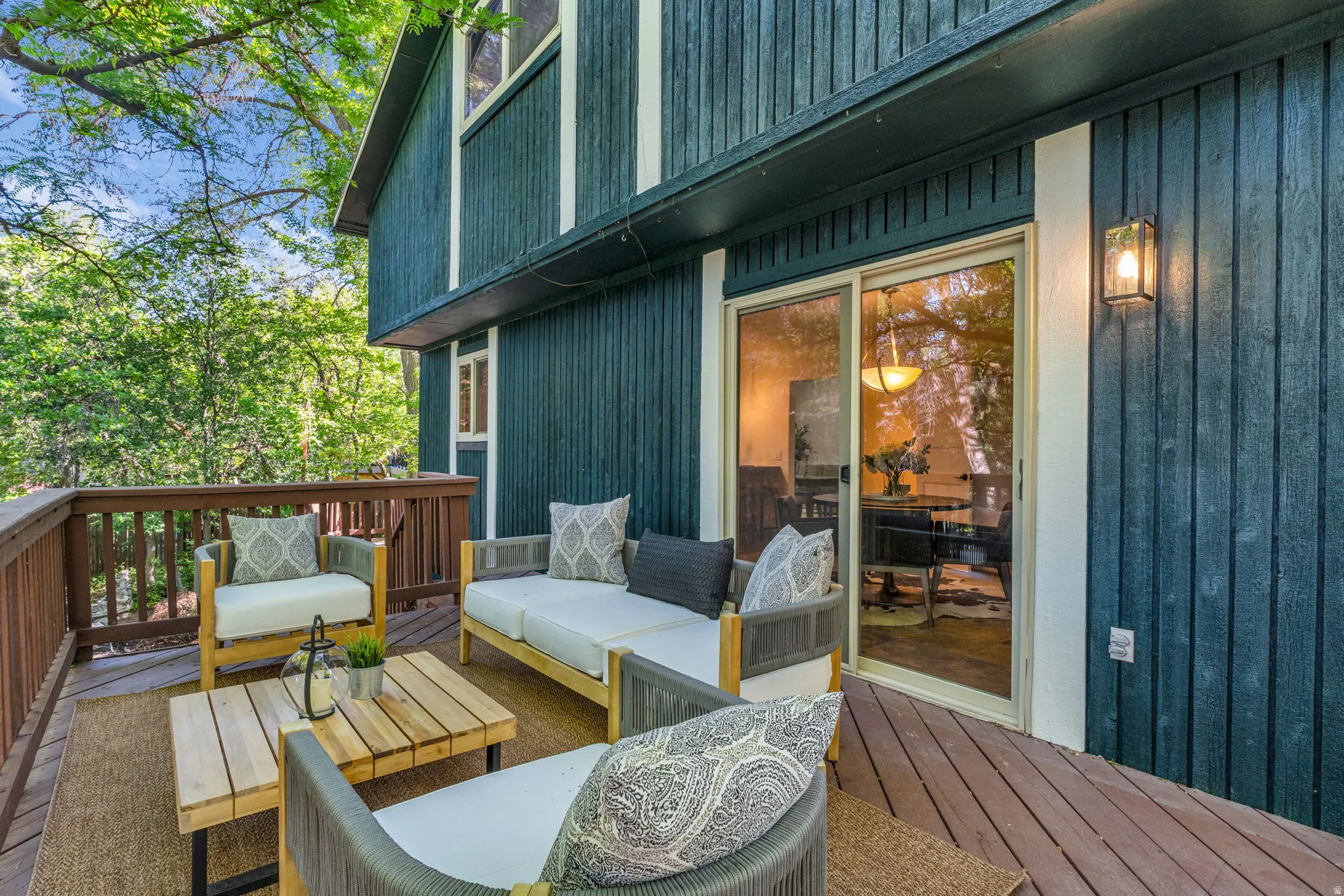 Deck off of the kitchen/dining