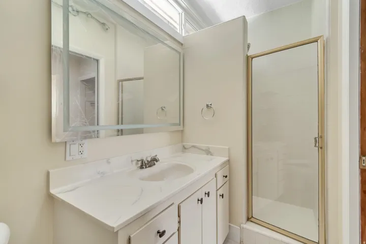 2242 N 390 E, Provo, Utah 84604
