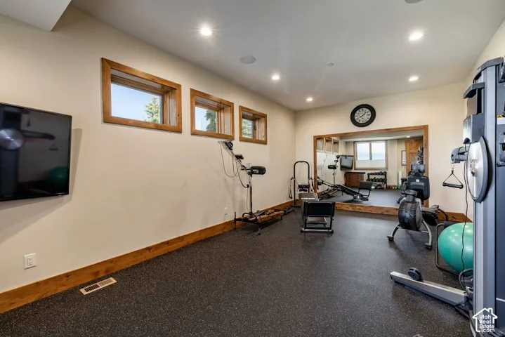 3911 N Zermatt St, Eden, Utah 84310