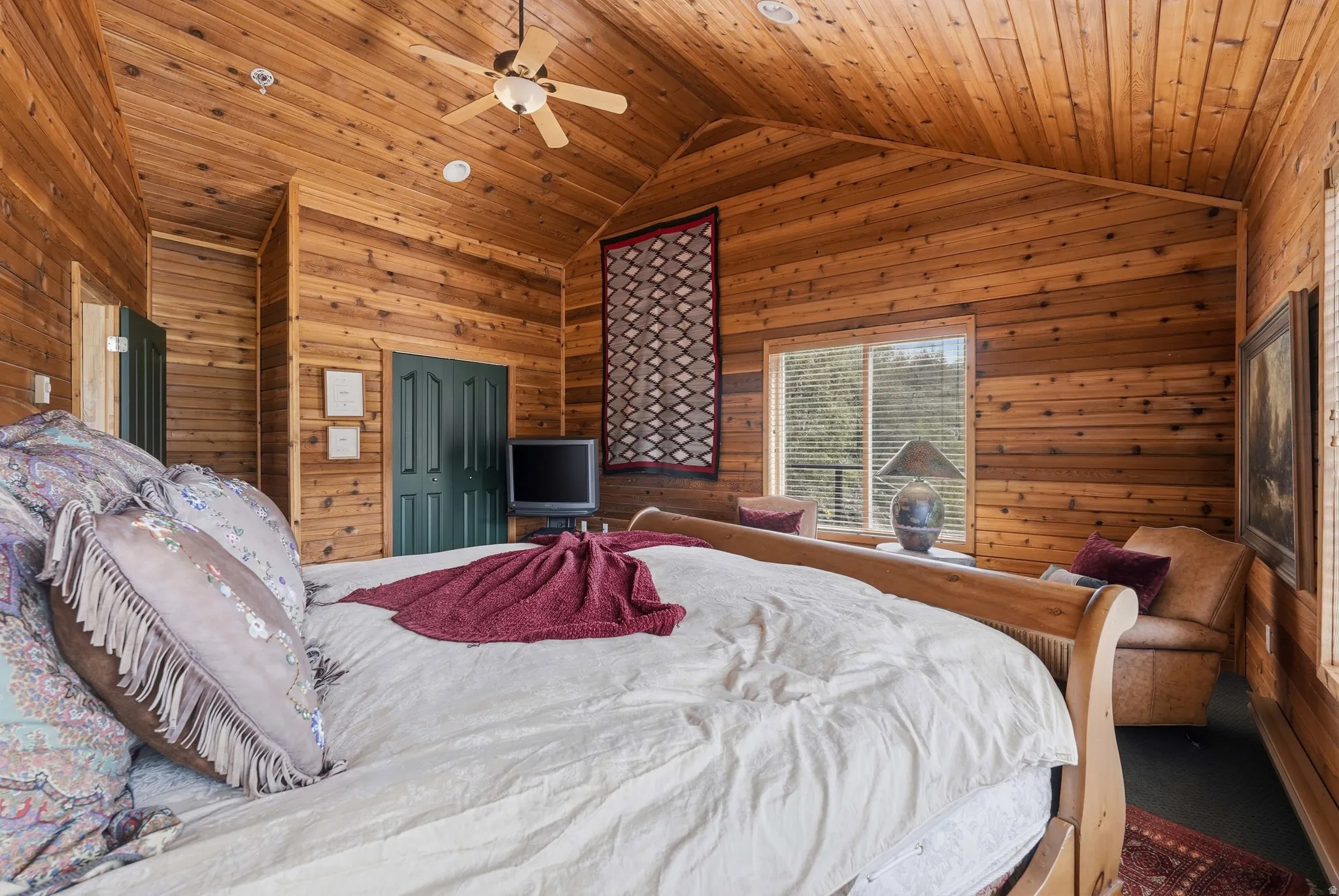 Primary bedroom on the main level with ensuite bathroom