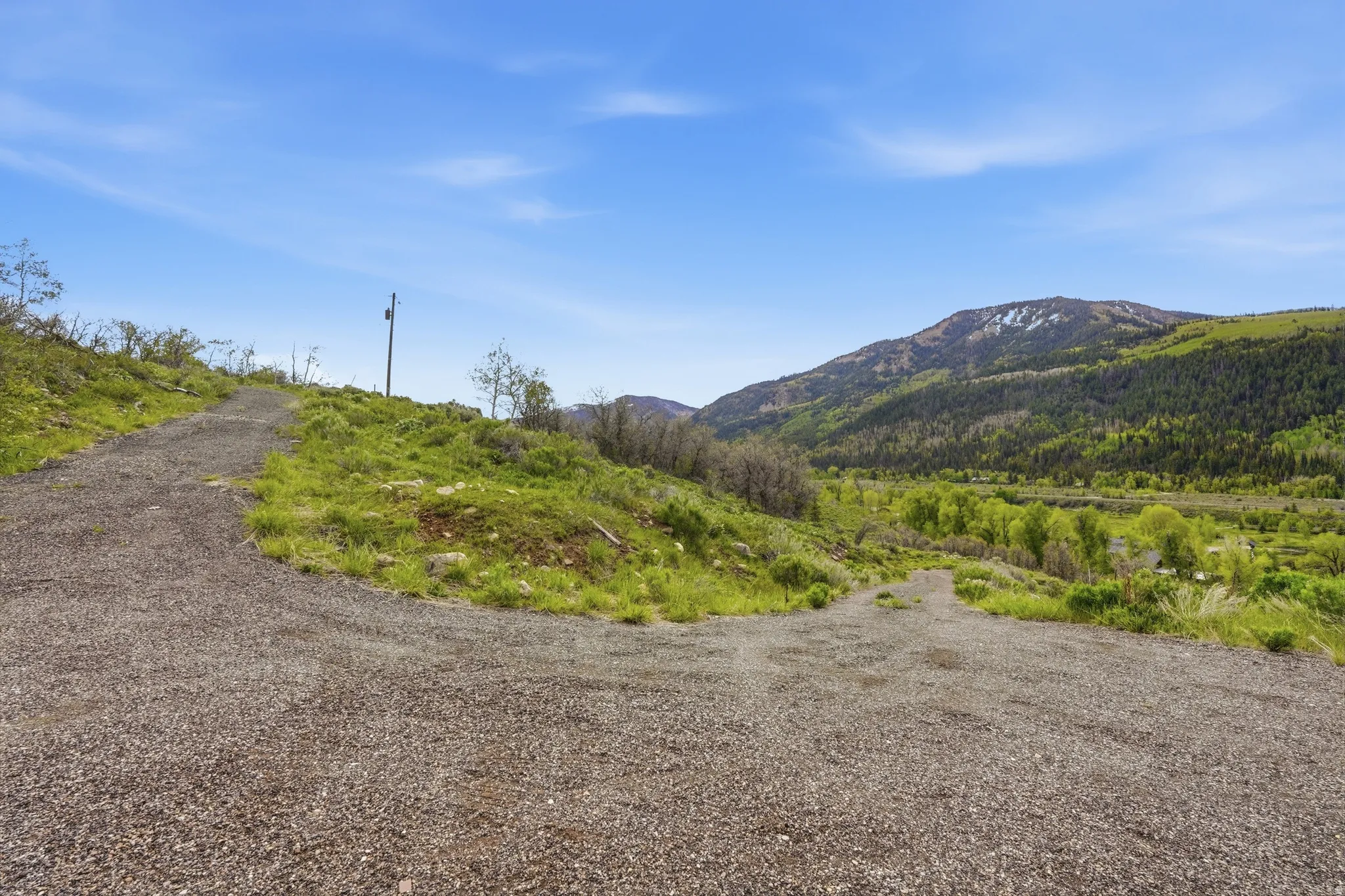 Road to the upper gated entrance