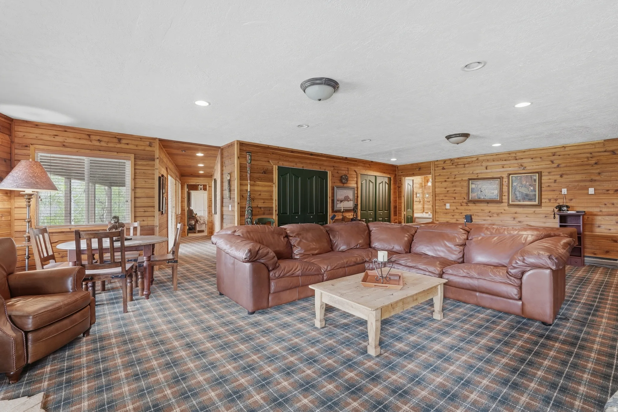walkout, daylight basement