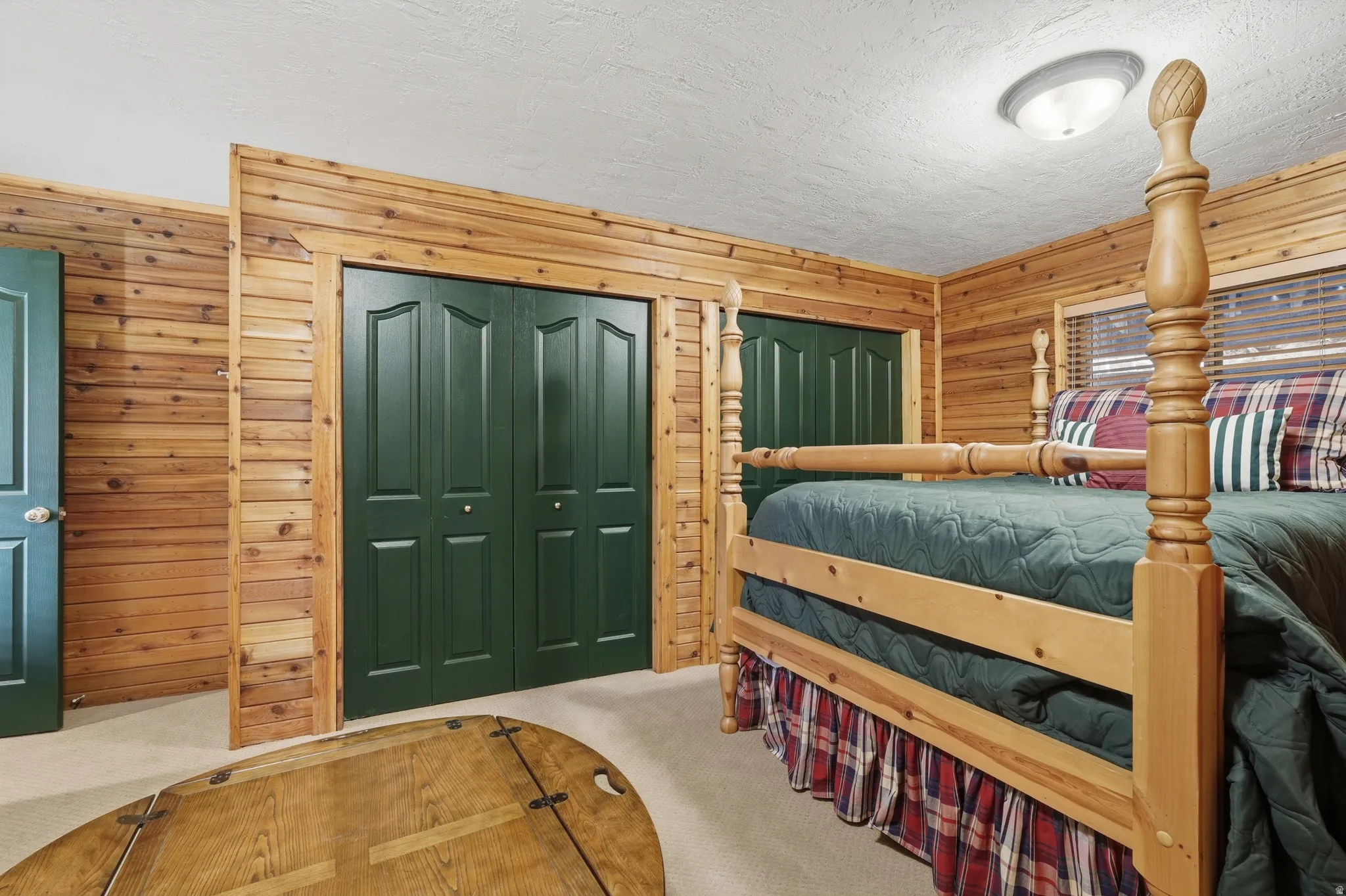 walkout, daylight basement