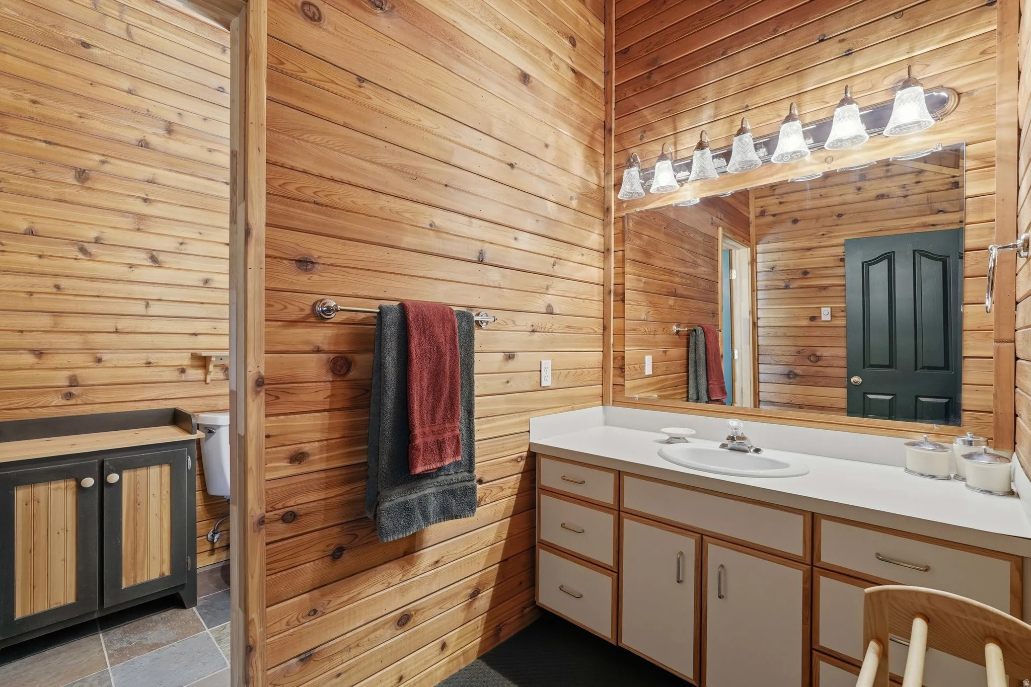 Primary bedroom on the main level with ensuite bathroom