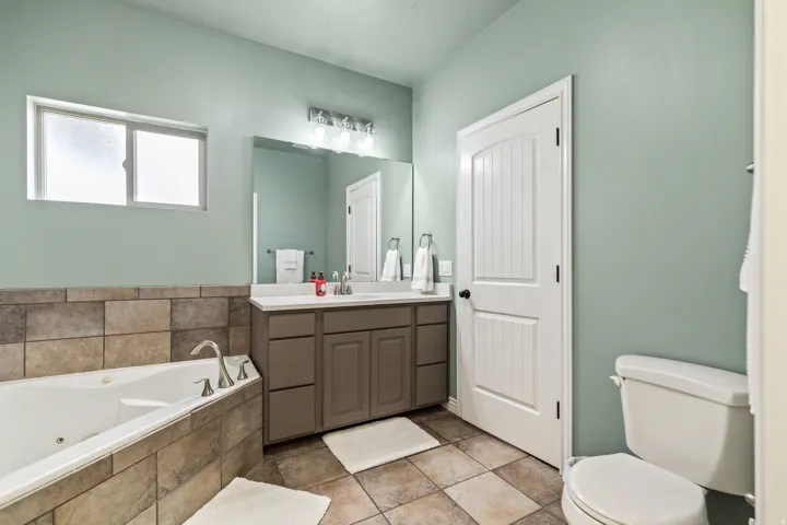 130 N 100 E, Gunnison, Utah 84634