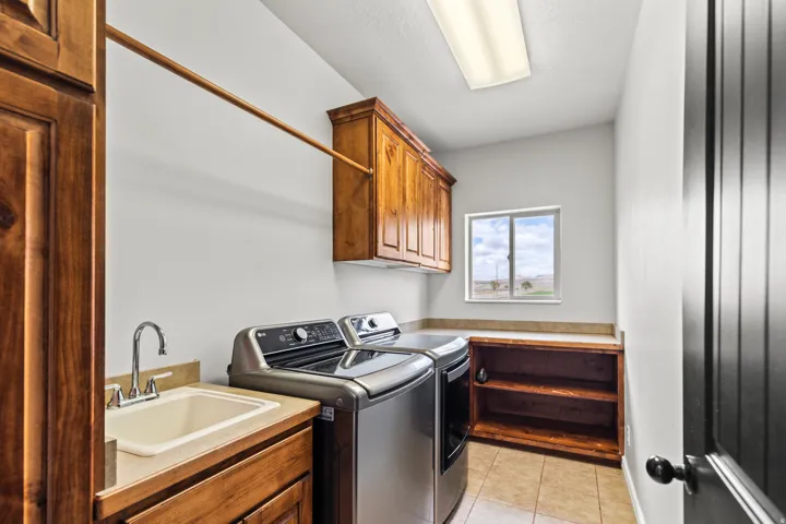 130 N 100 E, Gunnison, Utah 84634
