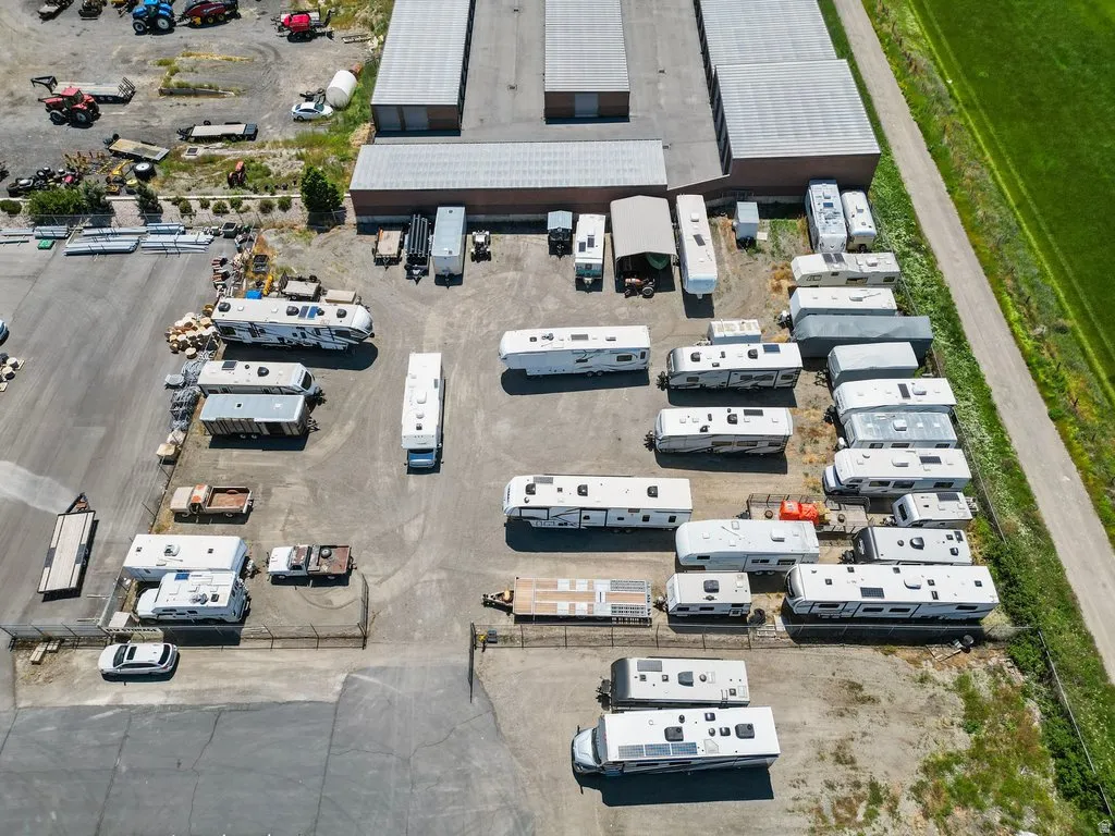 storage area to the south, leased. on month to month