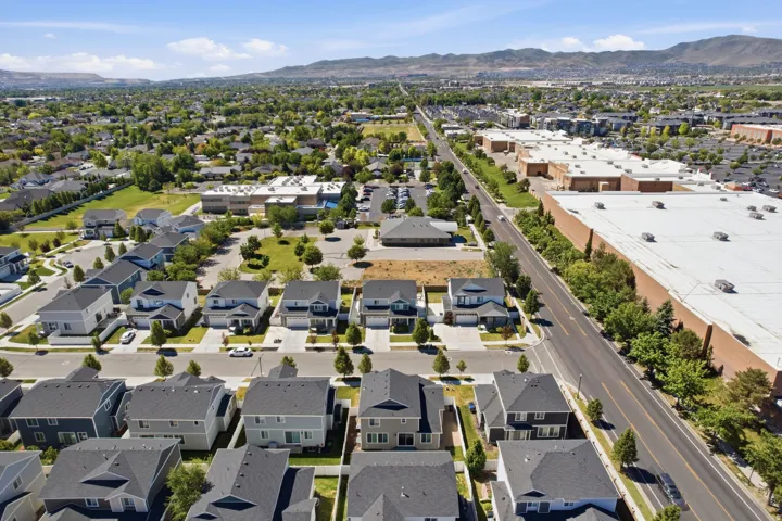 3576 W Alta Loma Ln, South Jordan, Utah 84095