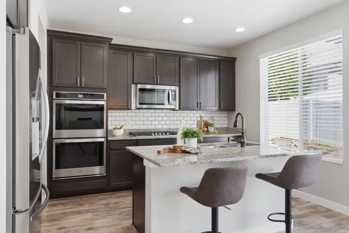 3576 W Alta Loma Ln, South Jordan, Utah 84095