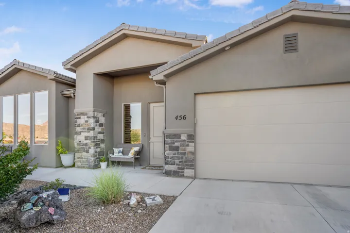Love the large picture windows, natural light, beautiful home.