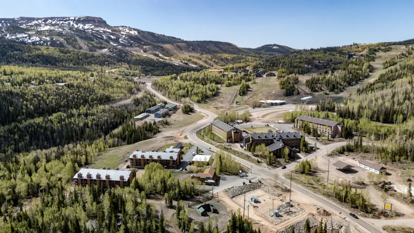 539 N Half Circle Dr, Brian Head, Utah 84719
