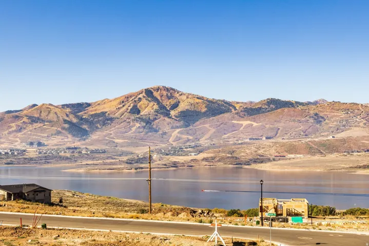382 E Kayak Dr #203, Hideout, Utah 84036