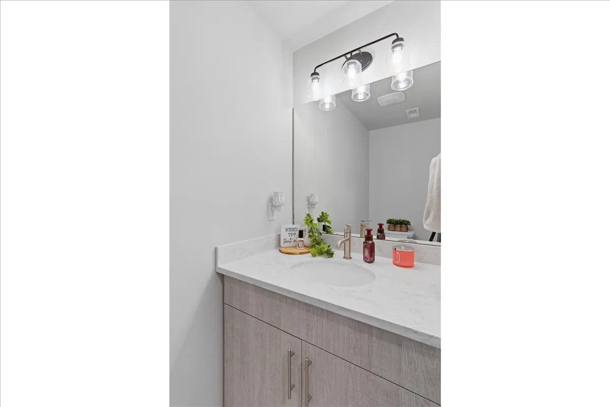 Powder room