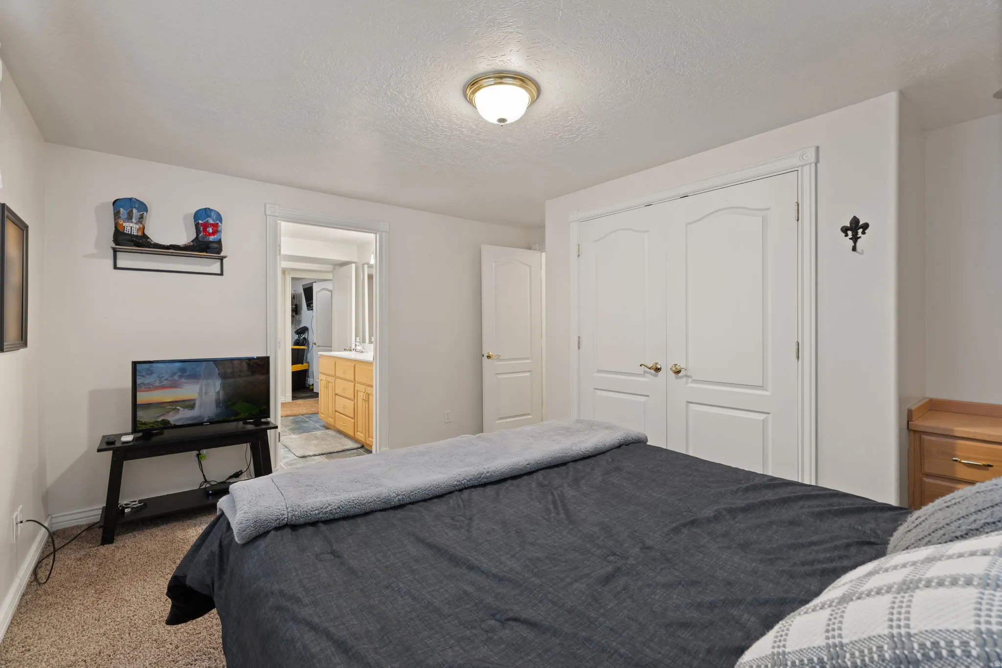 Basement bedroom number 2, with large closet and Jack & Jill bathroom