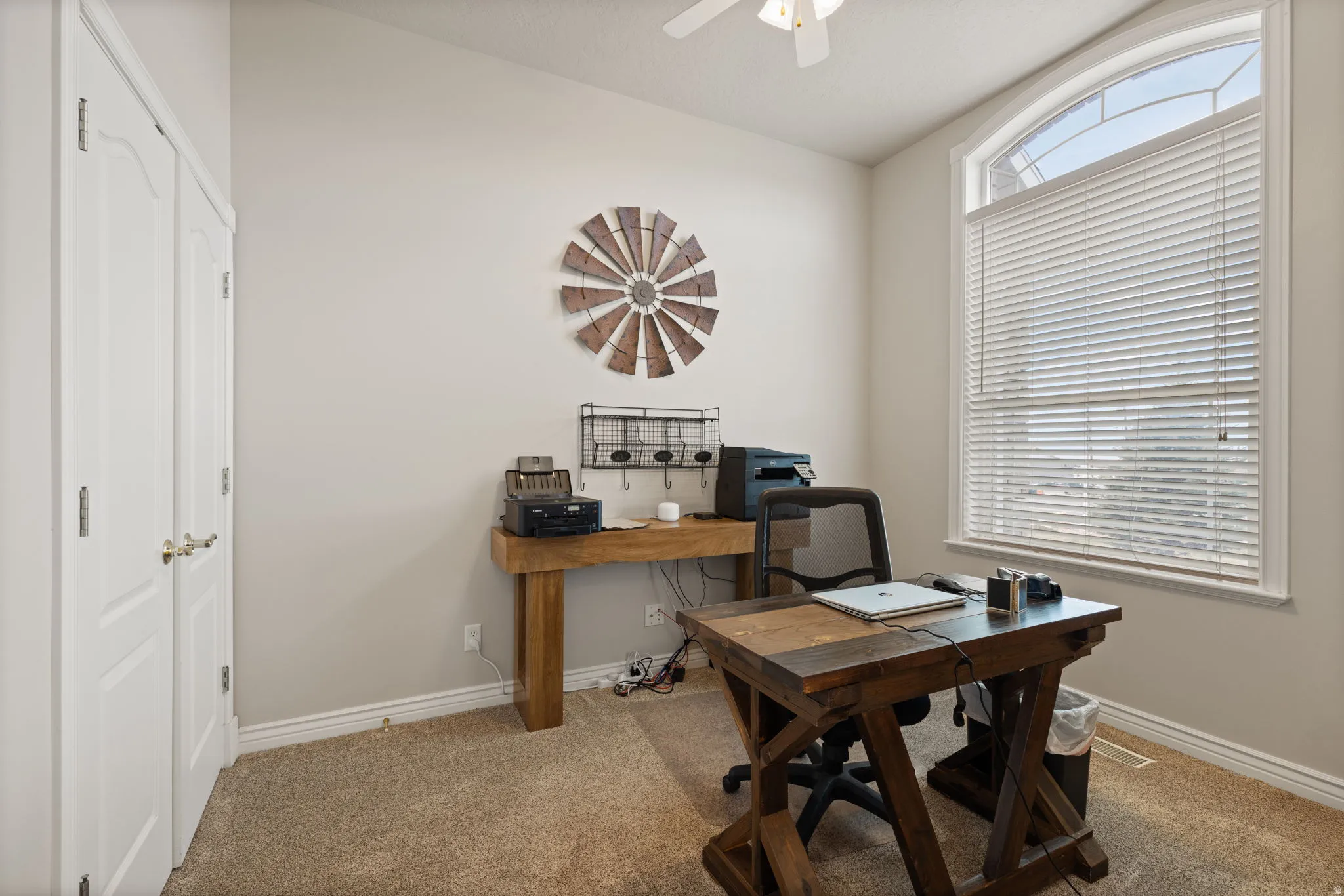 Flex-space, office or den