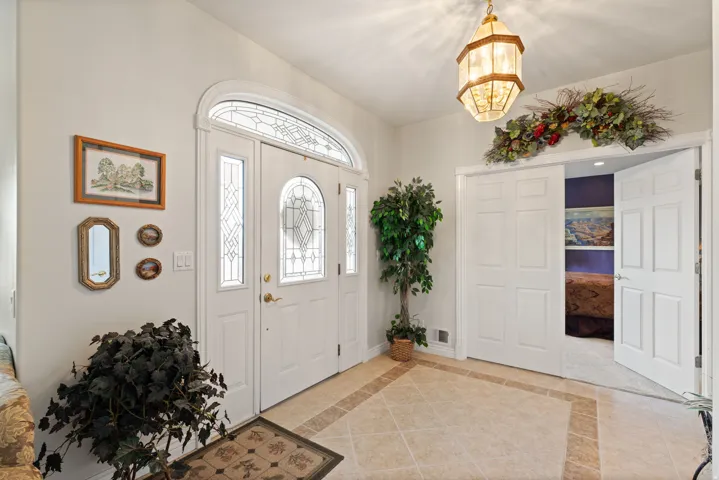 Grand elegant foyer