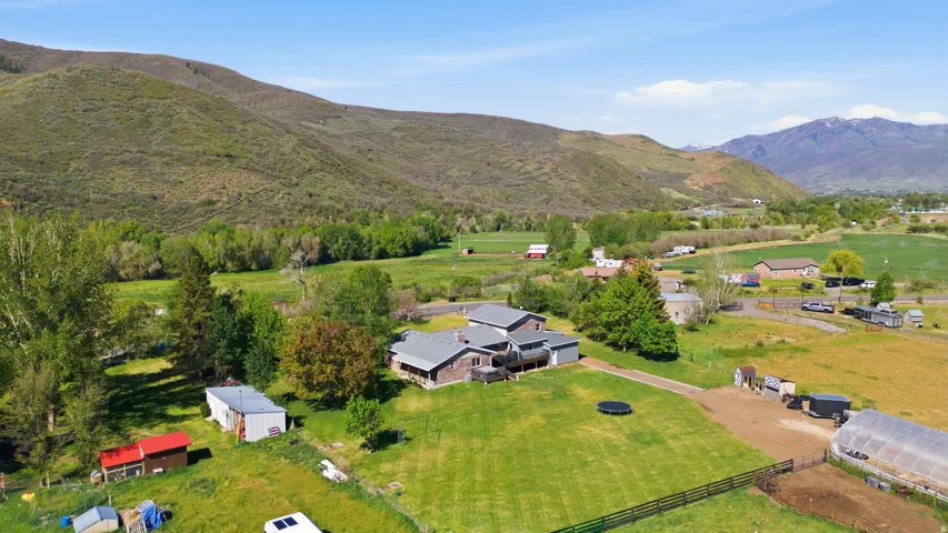 4071 S Crazy Acres Rd, Daniel, Utah 84032