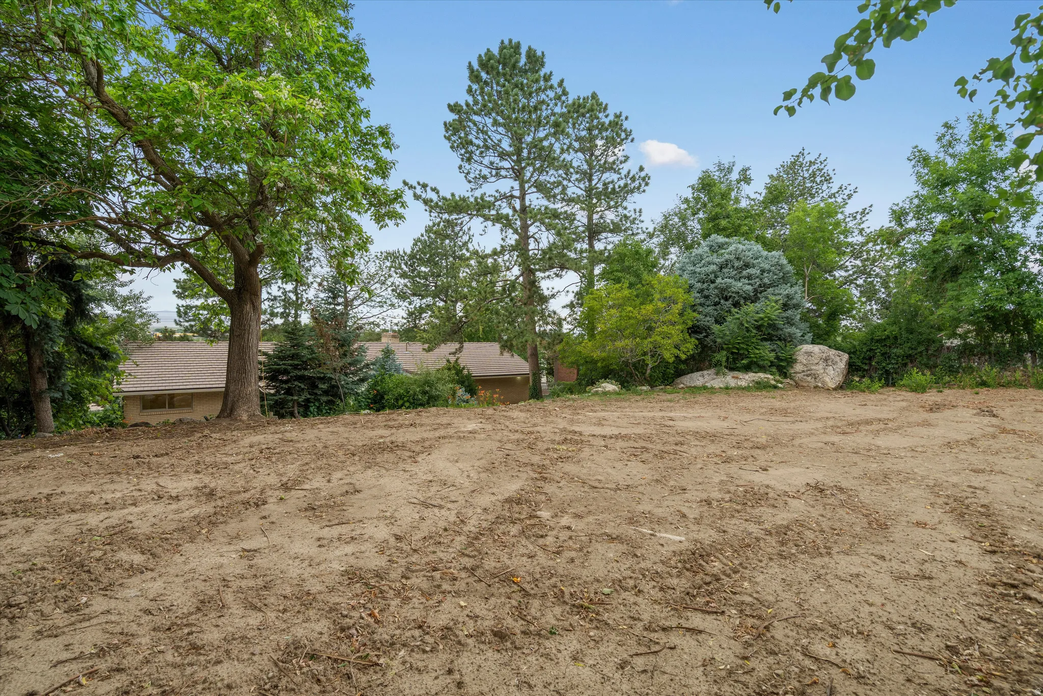Backyard with Beautiful Views!