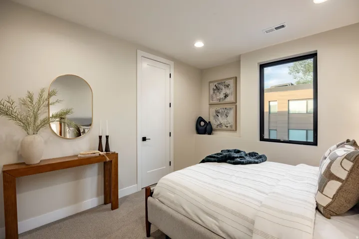 4442 S Holladay Park Ln, Holladay, Utah 84124