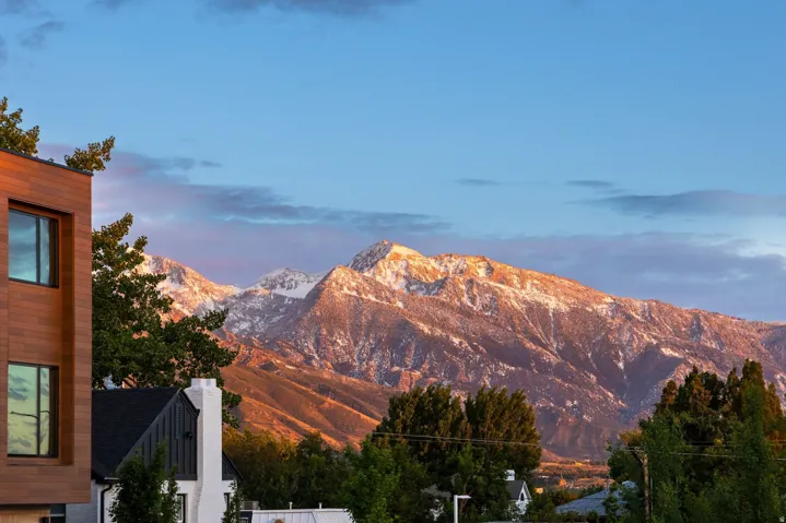 4442 S Holladay Park Ln, Holladay, Utah 84124