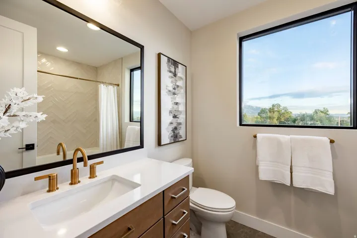4442 S Holladay Park Ln, Holladay, Utah 84124