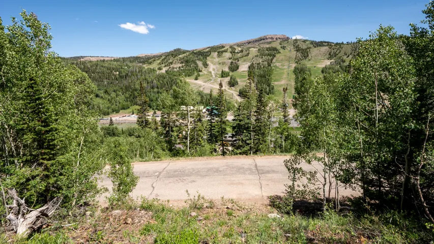 254 W Pinehurst St, Brian Head, Utah 84719