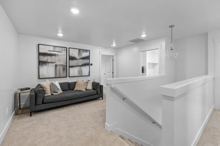 Photos shown are of the Model Home featuring the same floorplan. Finishes and selections may vary from the actual home.