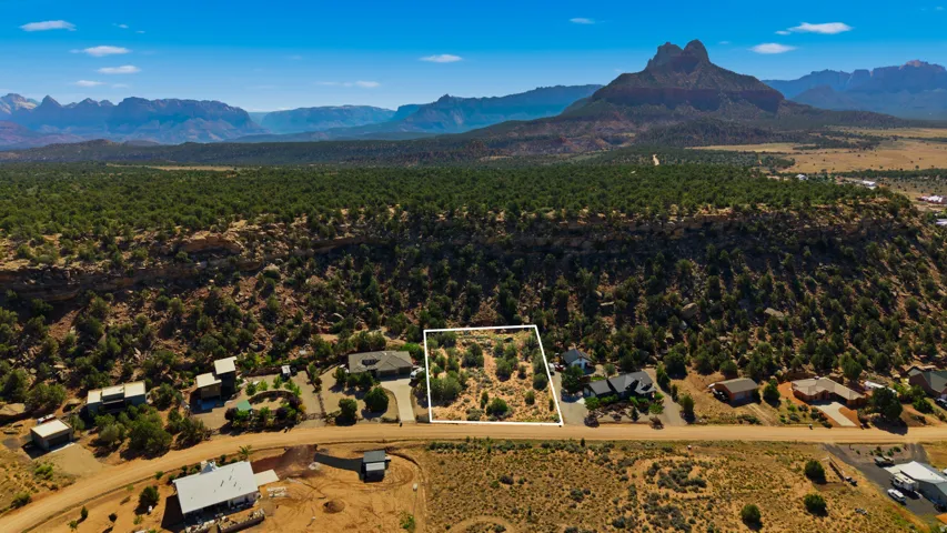 Expansive desert landscape featuring a clear parcel boundary