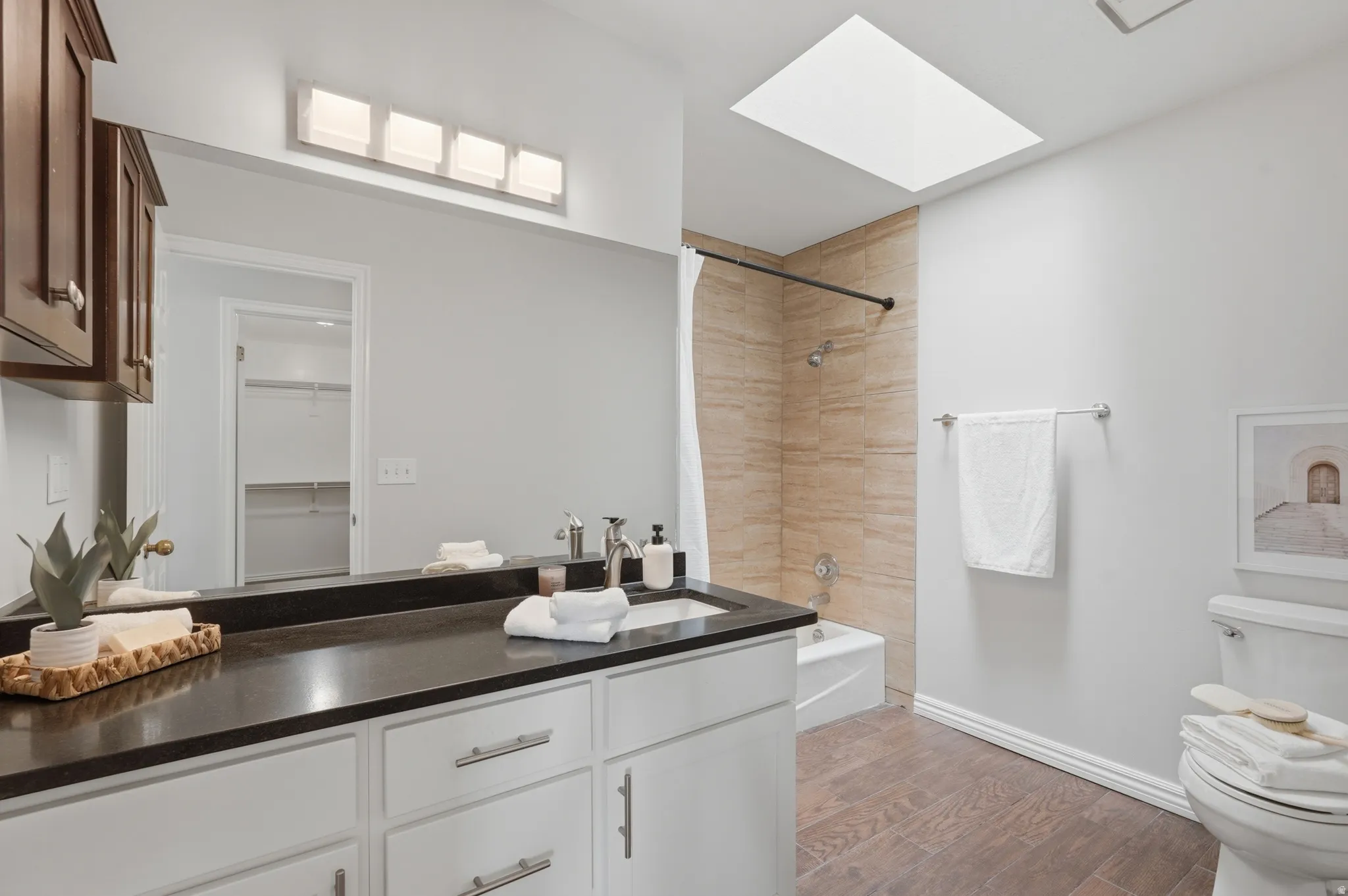 Primary Bedroom/Bathroom