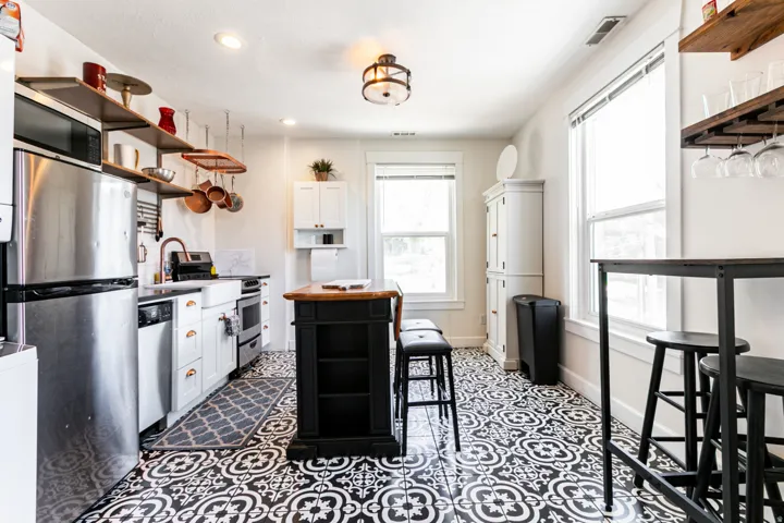 22 W 300 N, Salt Lake City, Utah 84103