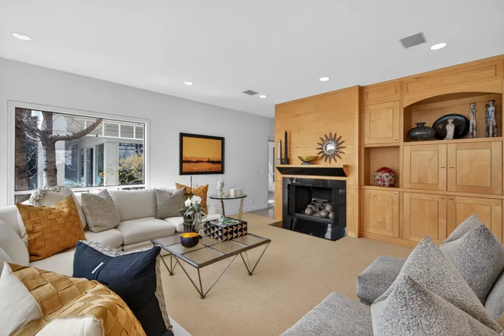 2552 E Walker Ln, Salt Lake City, Utah 84117