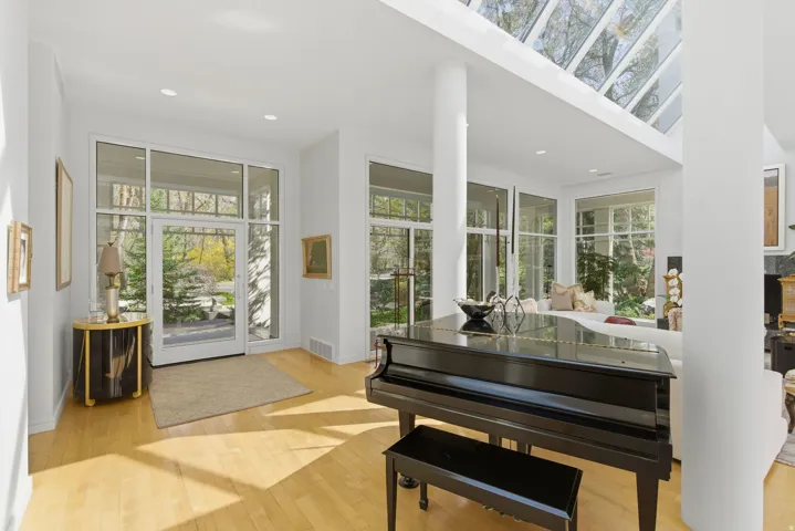2552 E Walker Ln, Salt Lake City, Utah 84117
