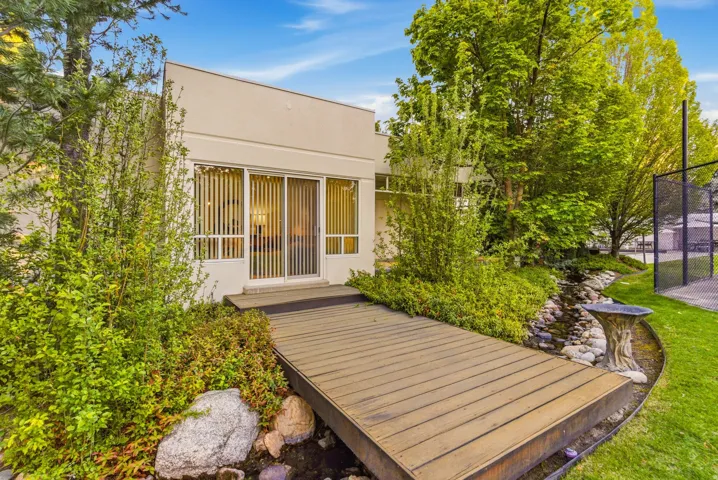 2552 E Walker Ln, Salt Lake City, Utah 84117