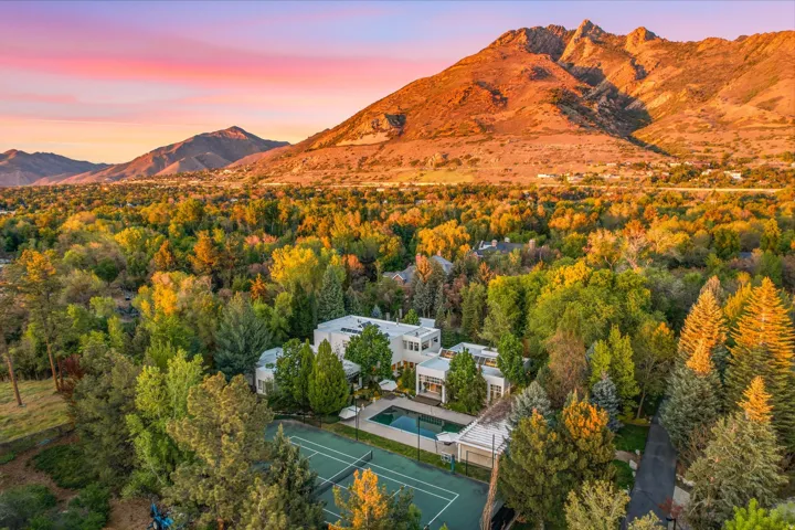 2552 E Walker Ln, Salt Lake City, Utah 84117