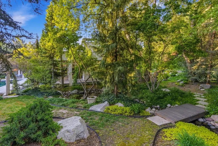 2552 E Walker Ln, Salt Lake City, Utah 84117
