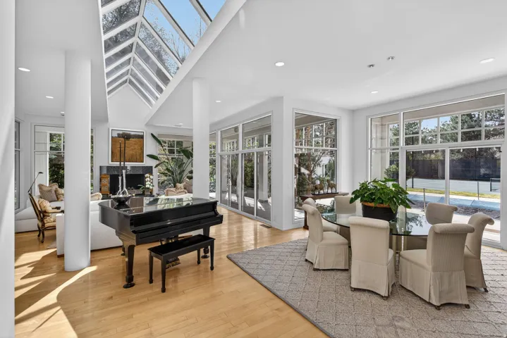 2552 E Walker Ln, Salt Lake City, Utah 84117
