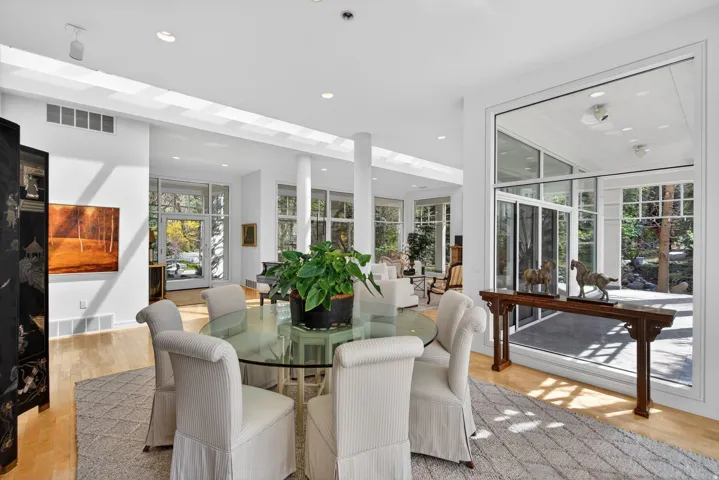 2552 E Walker Ln, Salt Lake City, Utah 84117