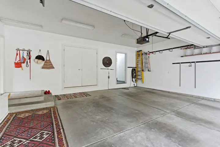 2552 E Walker Ln, Salt Lake City, Utah 84117