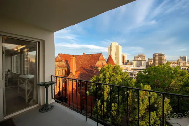 8 E Hillside Ave #408, Salt Lake City, Utah 84103
