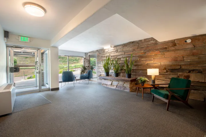 8 E Hillside Ave #408, Salt Lake City, Utah 84103