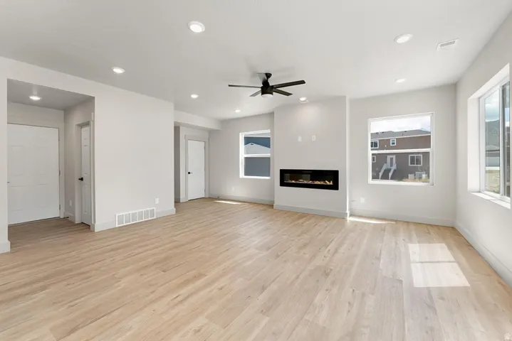 446 N 460 E #9, Salem, Utah 84653