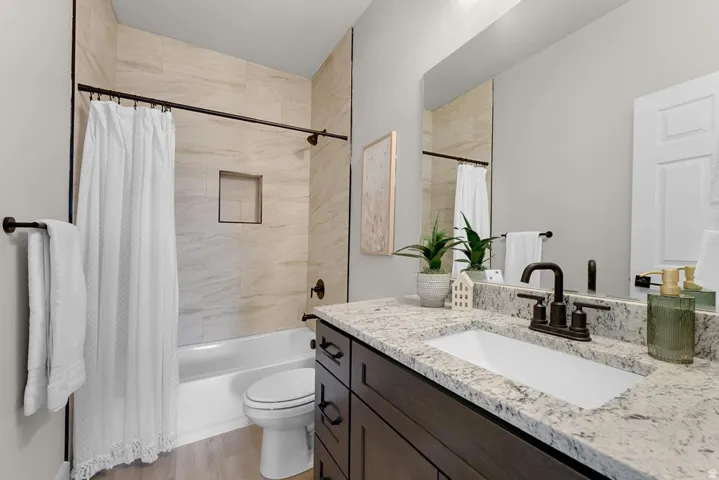446 N 460 E #9, Salem, Utah 84653