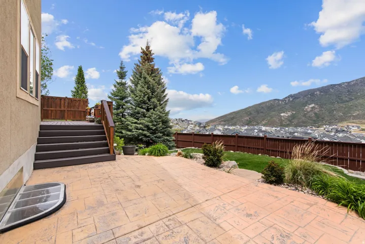 Seller added a snow barrier to the top deck and then you have additional patio space here