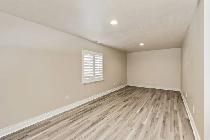 Gym or office, Flex Room was used as bedroom to make 7