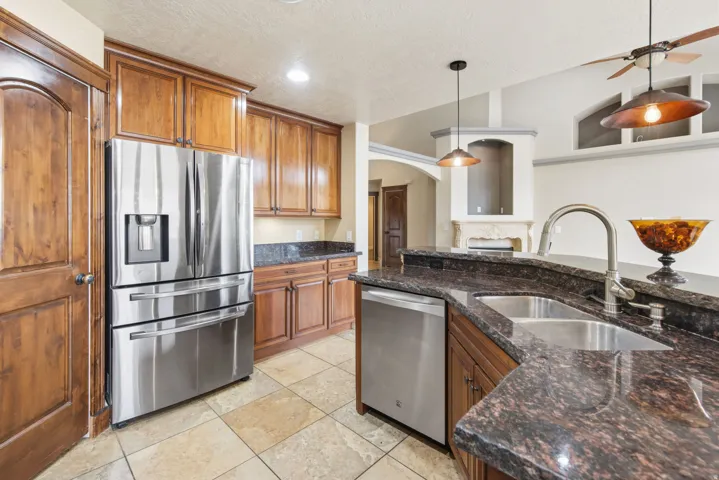 SS appliances incl brand new dbl oven & microwave