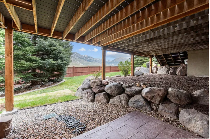 Covered Patio Could have hot tub here