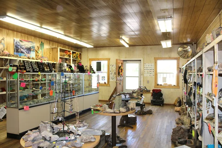 200 W 100 N, Hanksville, Utah 84734